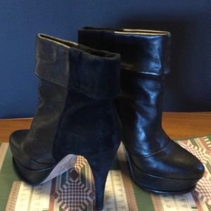 Black calf boot, 5’ stilettos, 1-1/2’ platform